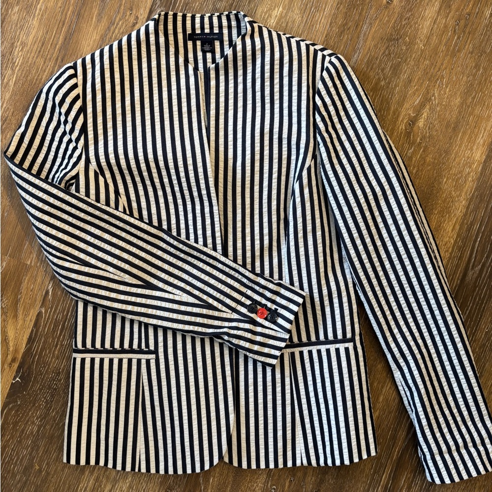 Tommy Hilfiger Women’s White and Navy Striped Tailored Blazer  – Size S